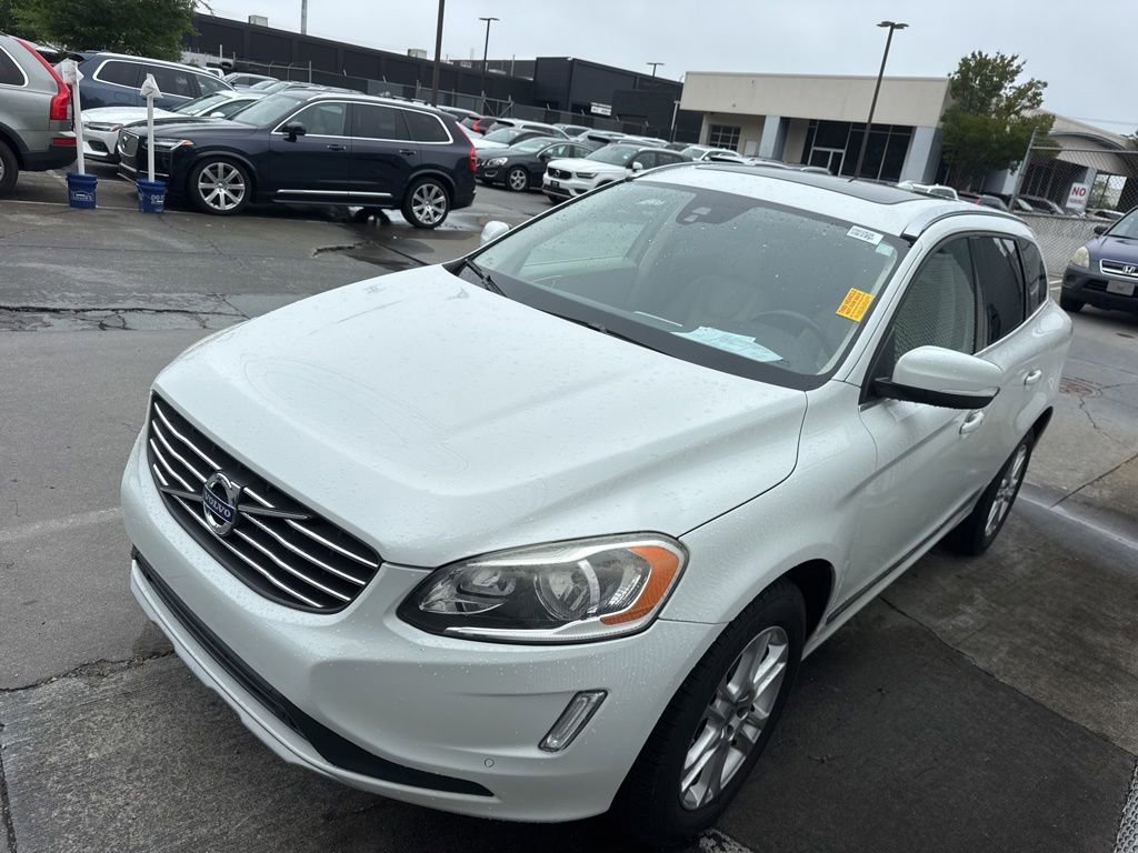 Used 2016 Volvo XC60 T5 Premier FWD image 4
