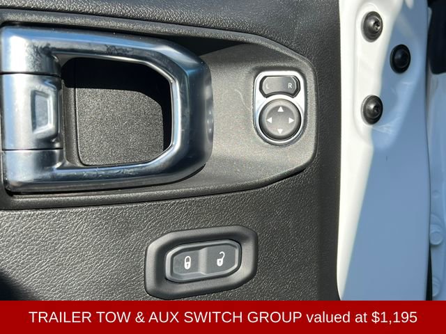 Used 2023 Jeep Wrangler Sport S image 16
