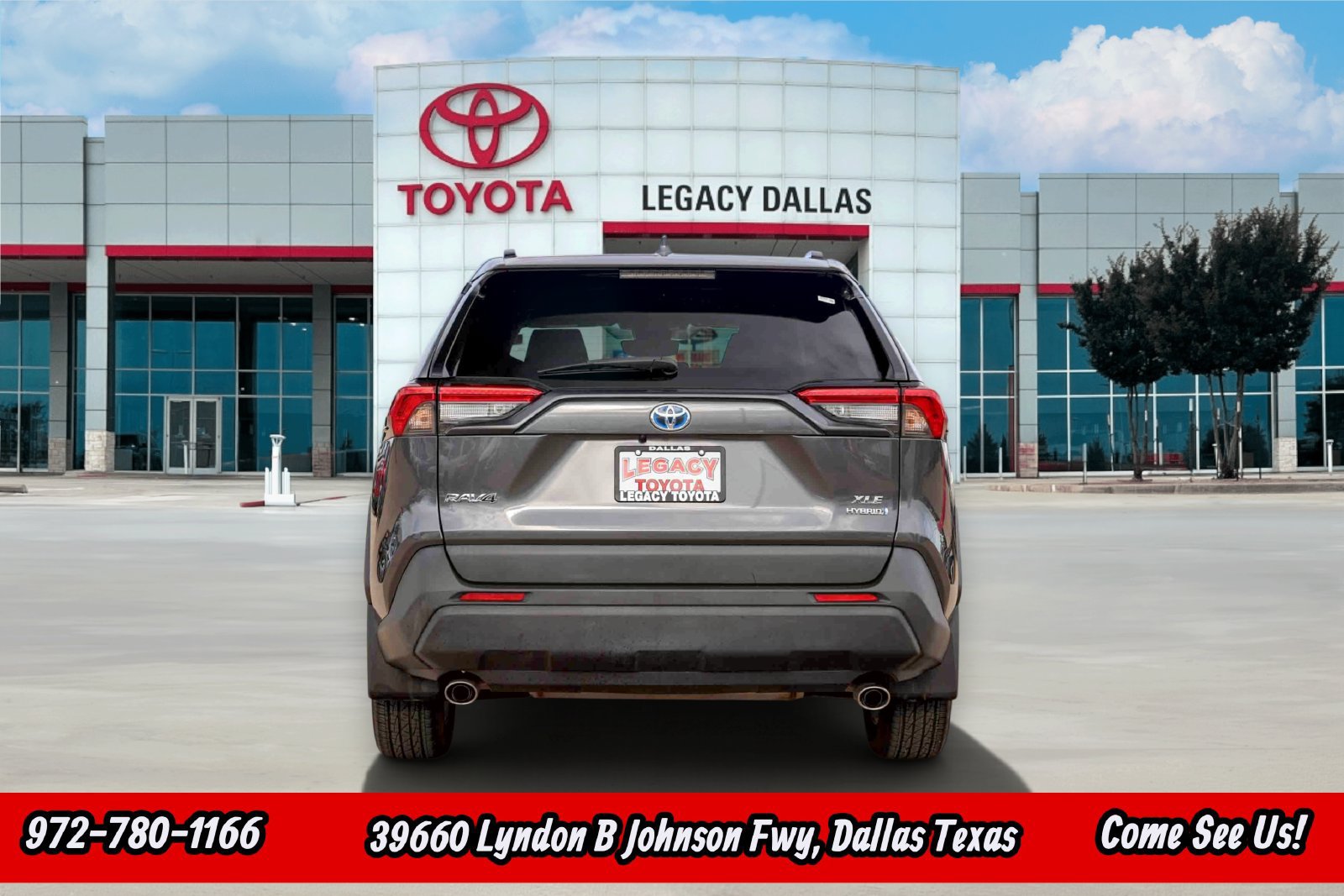 Used 2023 Toyota RAV4 XLE w/ Convenience Package AWD/4WD image 8