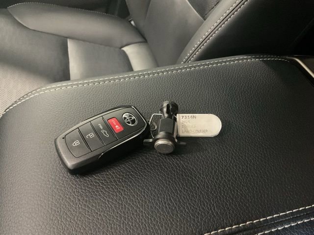 Used 2025 Toyota Land Cruiser w/ Premium Package image 22