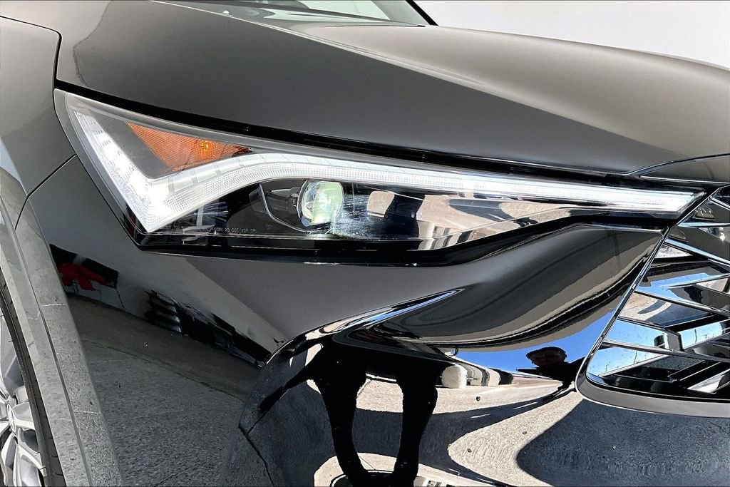 Certified 2025 Acura ADX AWD image 36