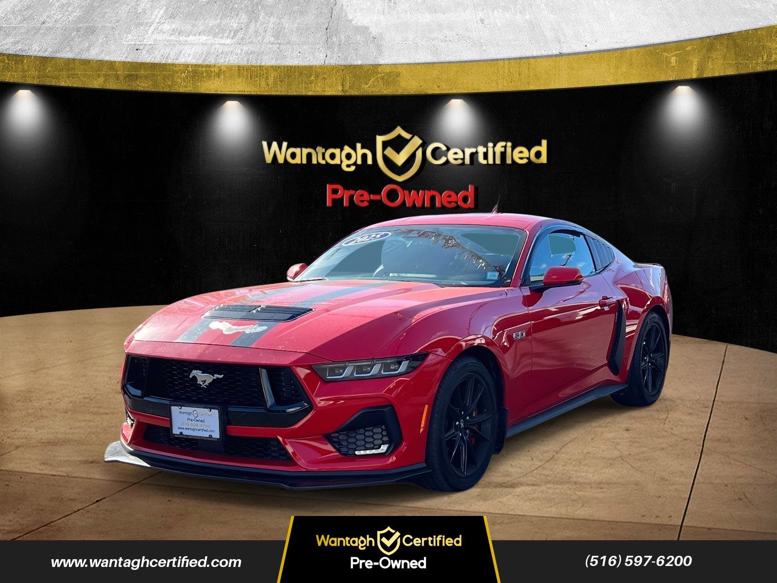 Used 2024 Ford Mustang GT Premium image 3