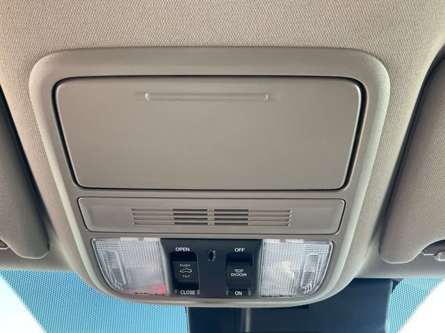 Used 2021 Honda Pilot EX-L image 16