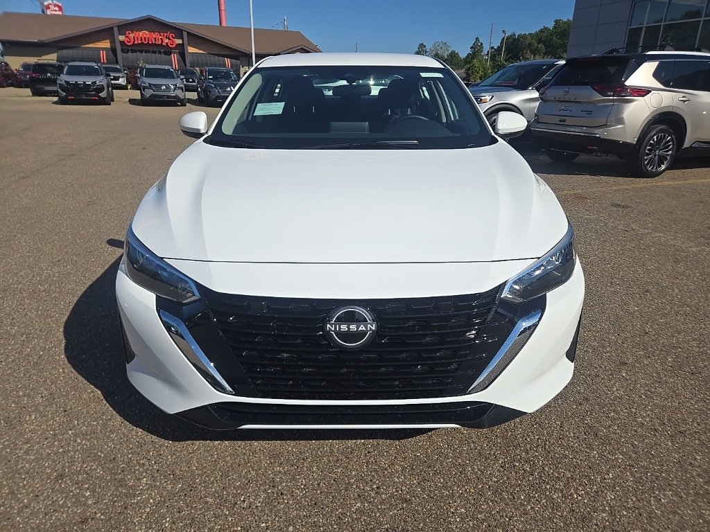 New 2025 Nissan Sentra SV image 2