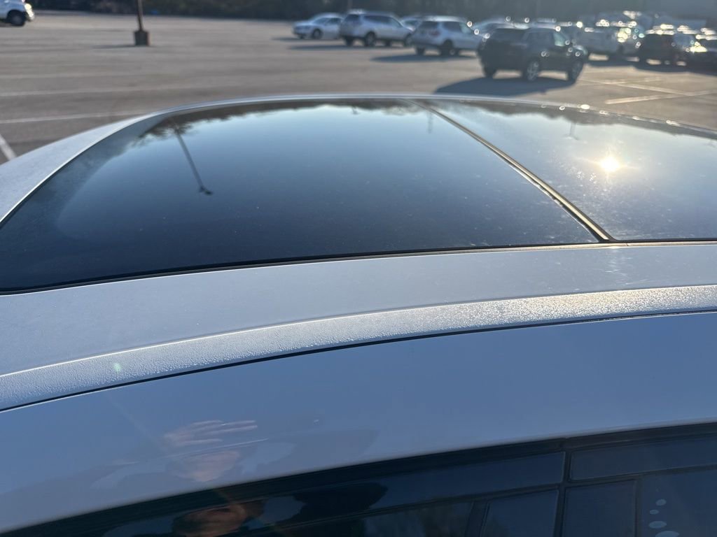 Used 2018 BMW 740i xDrive image 9