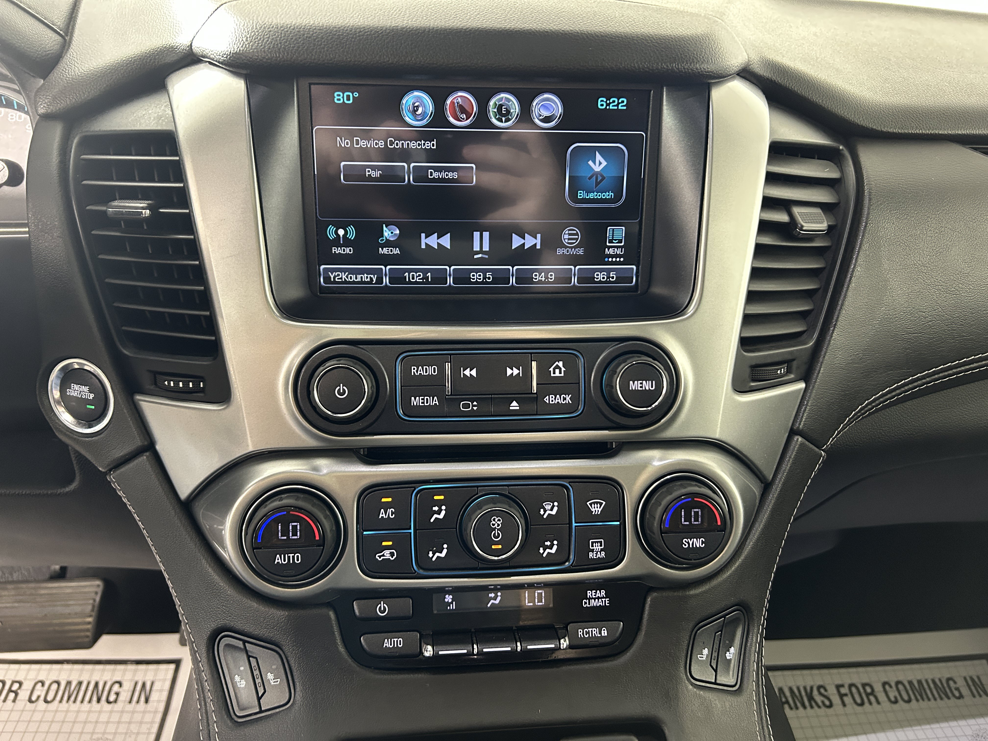 Used 2020 Chevrolet Suburban LT w/ Luxury Package AWD/4WD image 17