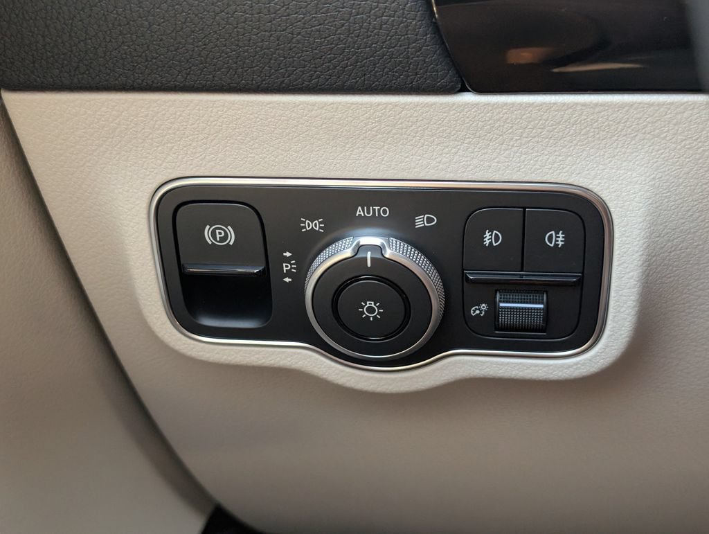 New 2026 Mercedes-Benz GLA 250 4MATIC image 21