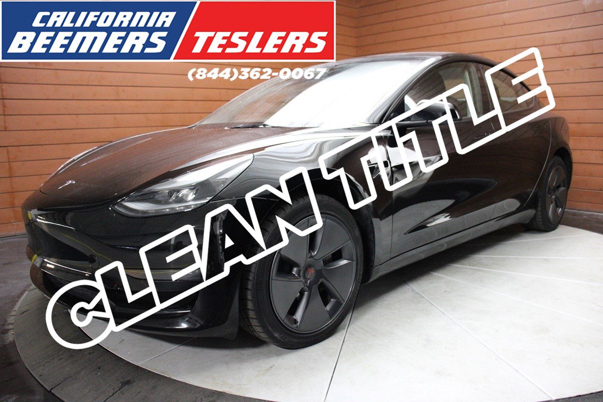 Used 2023 Tesla Model 3 Standard Range image 1