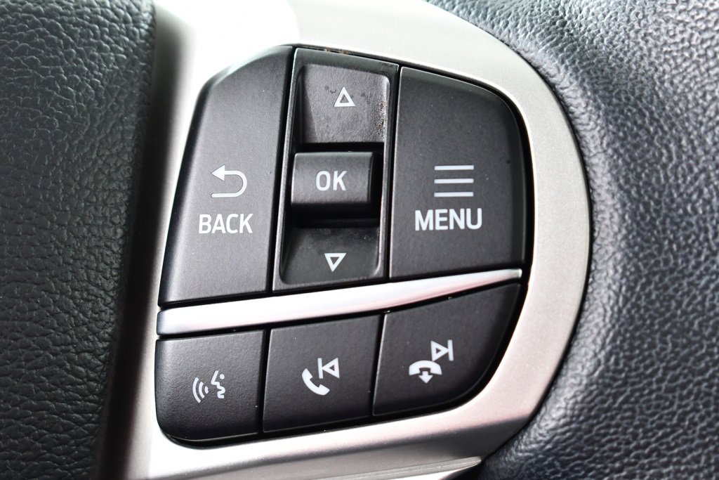 Used 2022 Ford Explorer XLT w/ Equipment Group 202A image 33