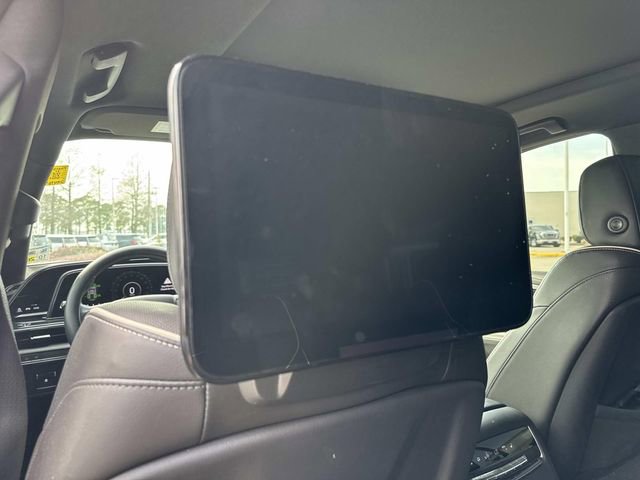 Used 2021 Cadillac Escalade Sport w/ Driver Assist Tech Package image 16