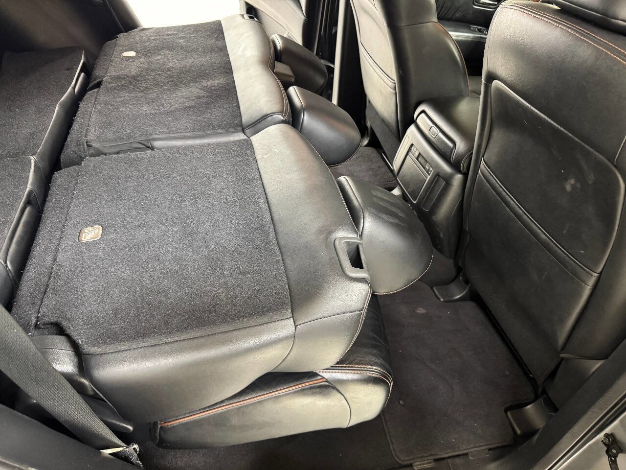 Used 2017 Nissan Armada SL image 86