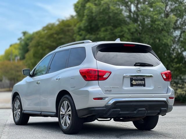 Used 2019 Nissan Pathfinder SV FWD image 7