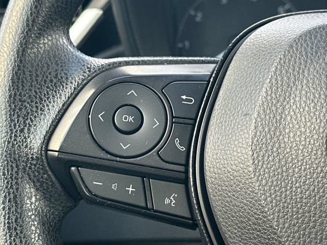 Used 2025 Toyota Corolla LE FWD image 21