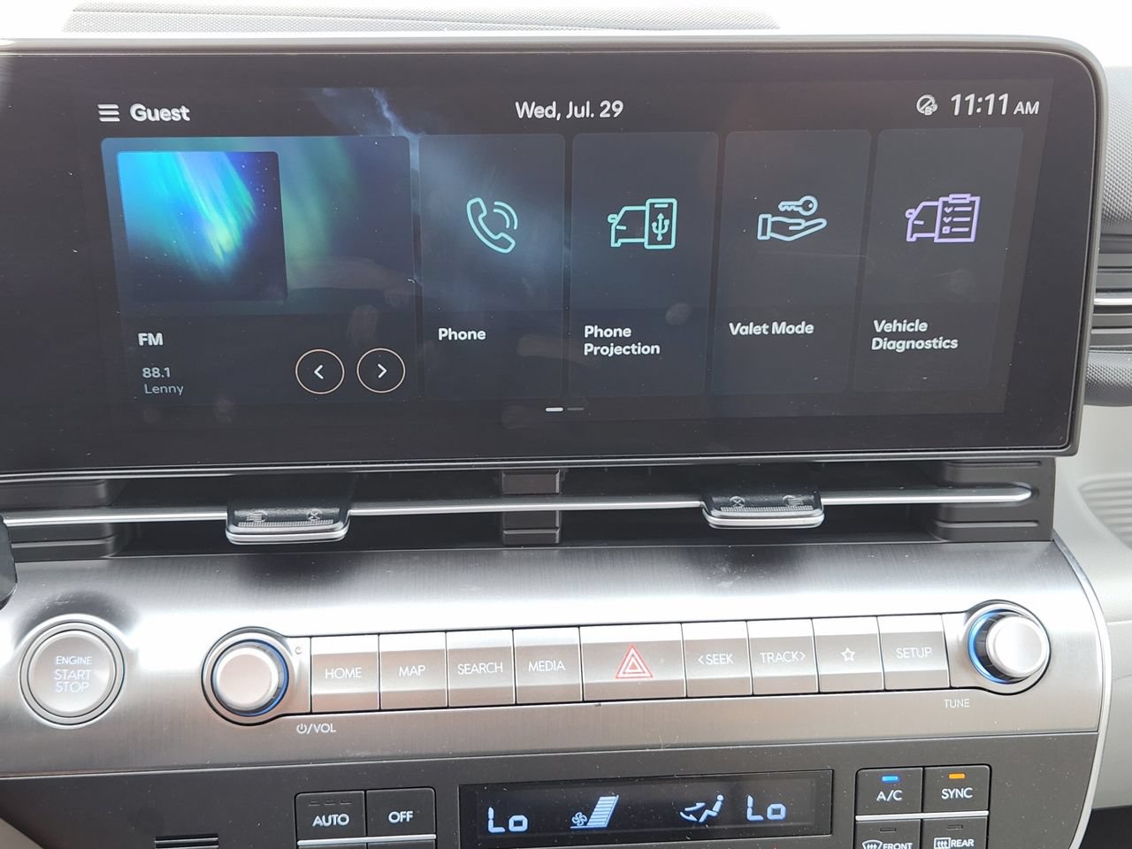 Used 2025 Hyundai Kona SEL FWD image 14