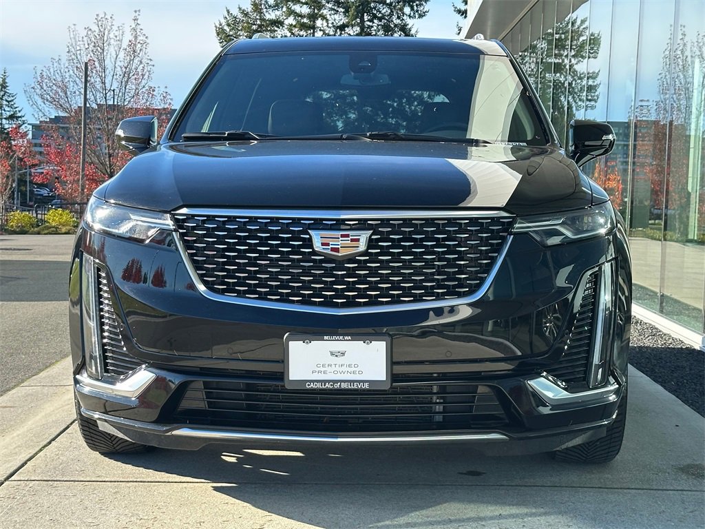 Used 2022 Cadillac XT6 Premium Luxury image 8