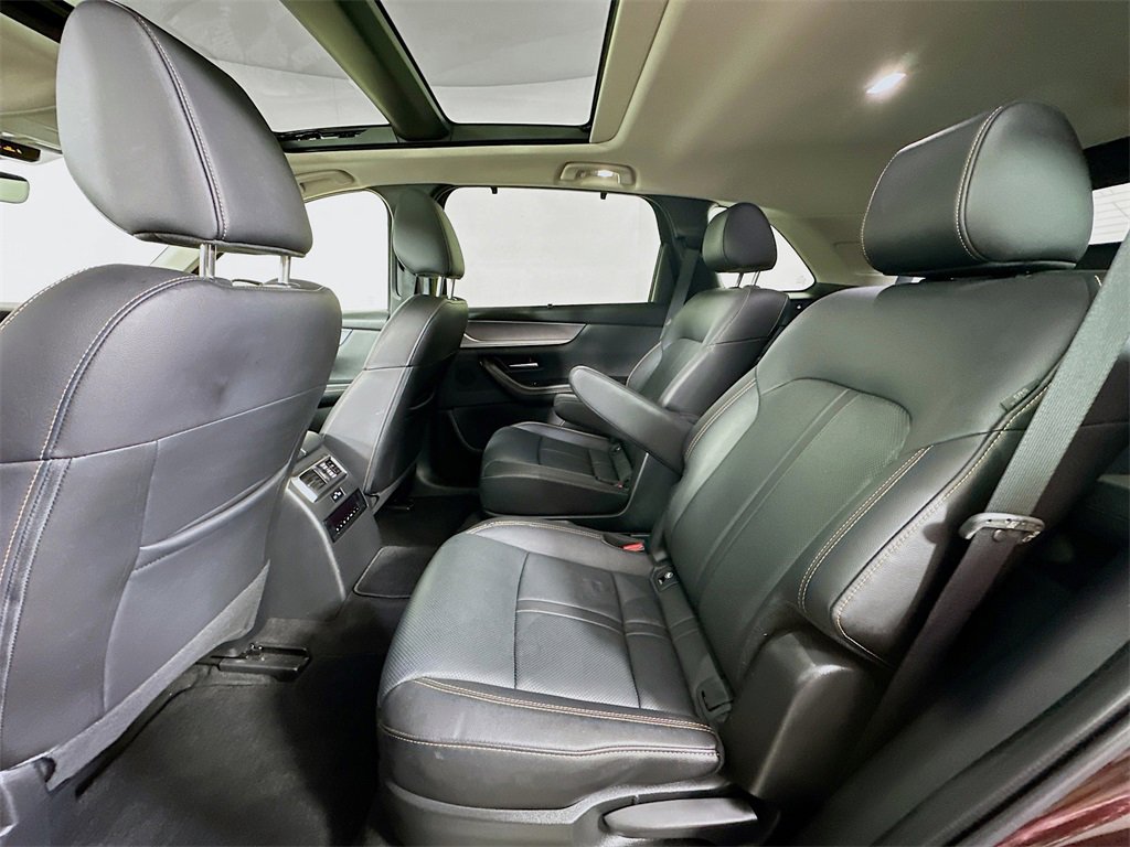 Used 2024 MAZDA CX-90 3.3 Turbo w/ Premium Package image 17