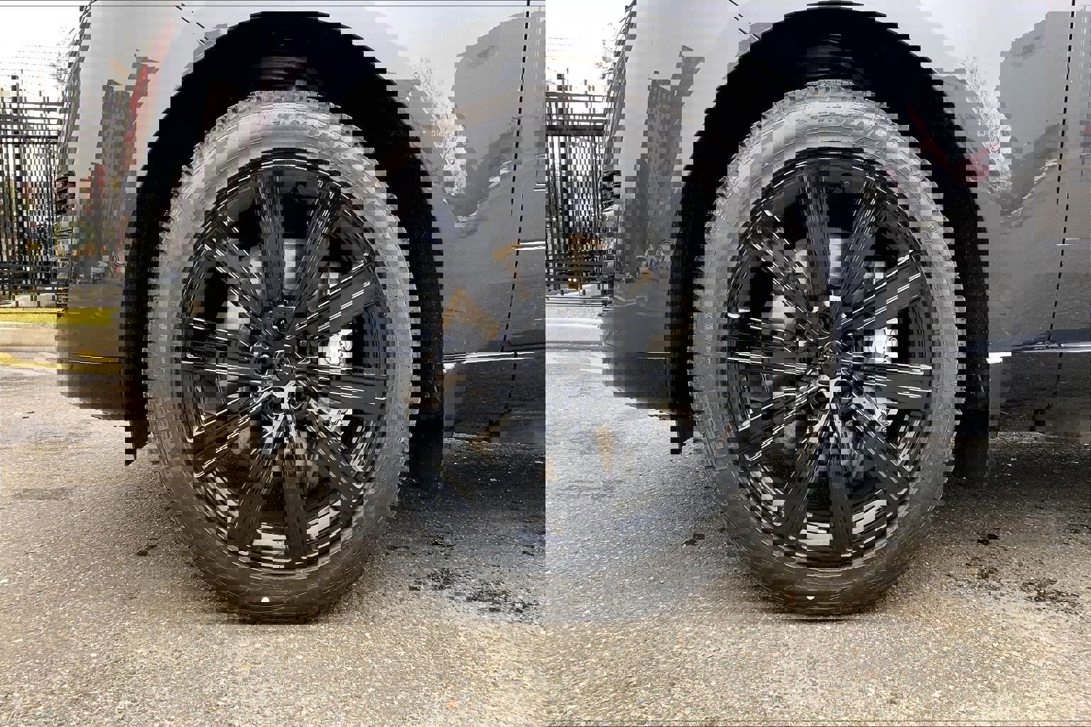 New 2026 Land Rover Range Rover SE image 11