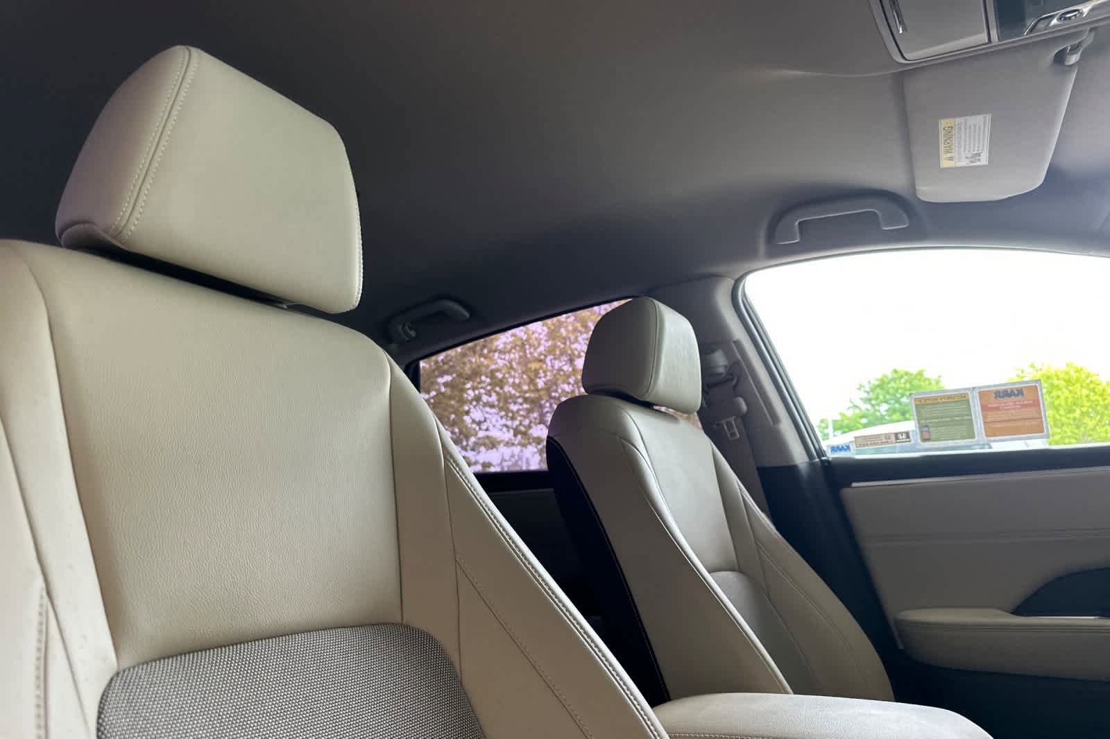 Used 2019 Honda Clarity Plug-In Hybrid image 16