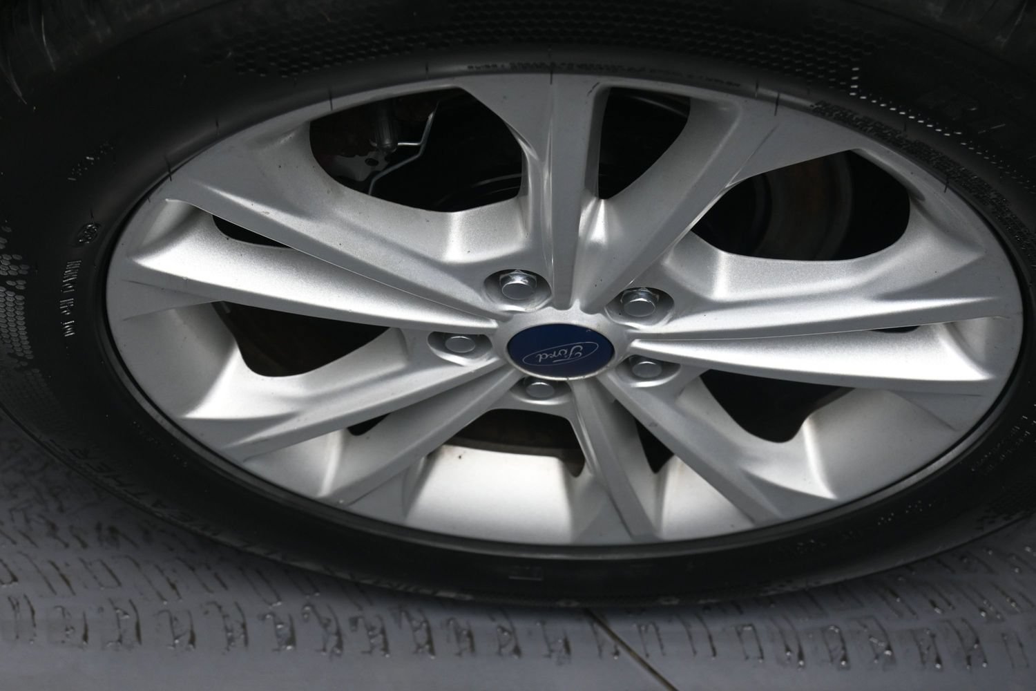 Used 2018 Ford Escape SE FWD image 24