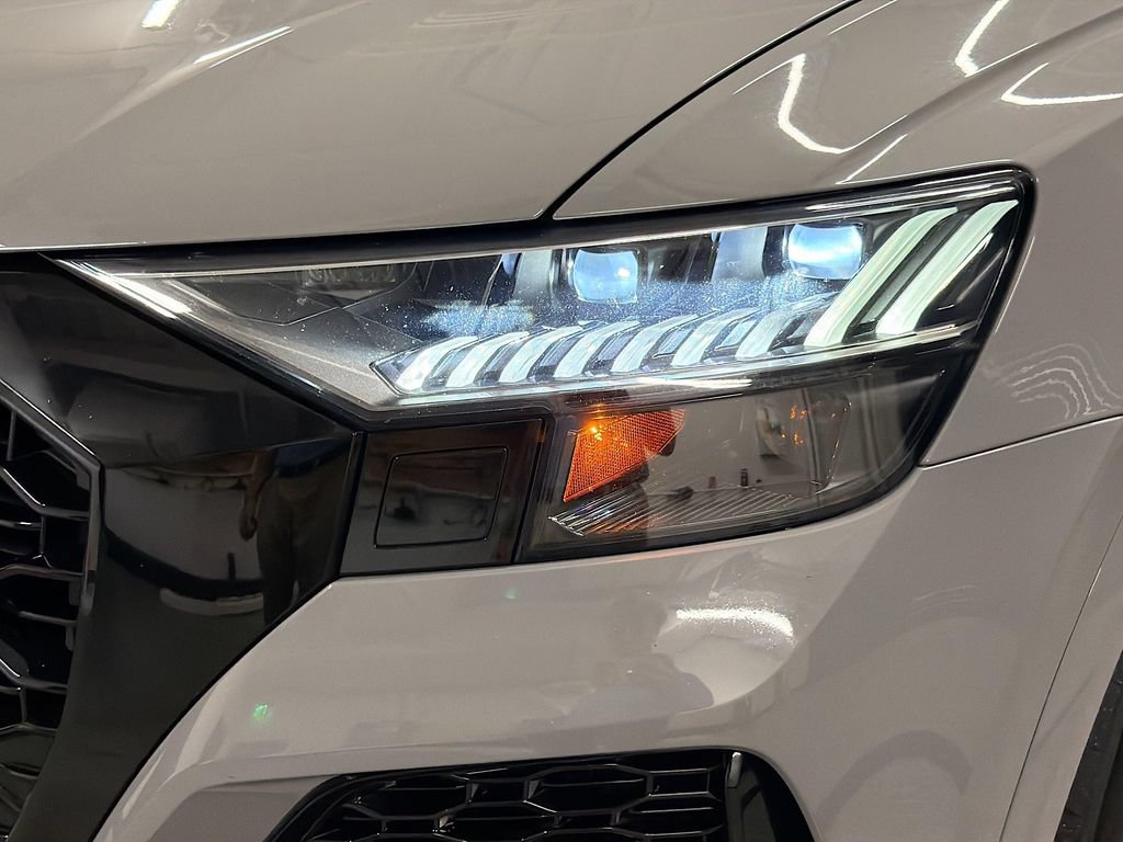 Used 2024 Audi RS Q8 AWD/4WD image 31