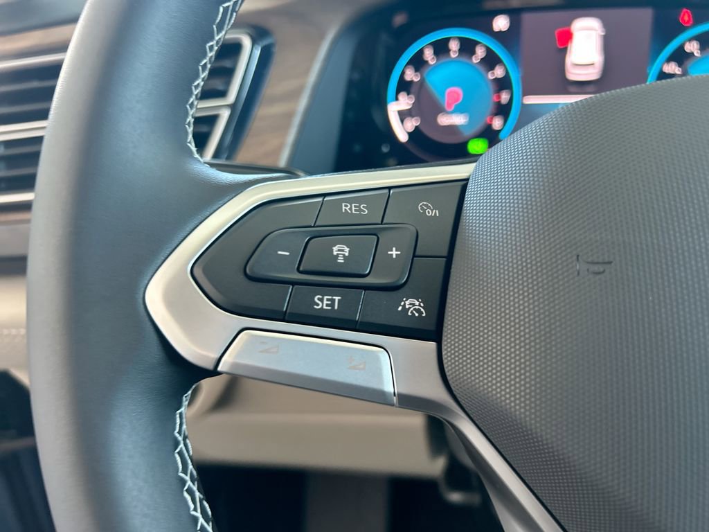 New 2026 Volkswagen Atlas SE image 17