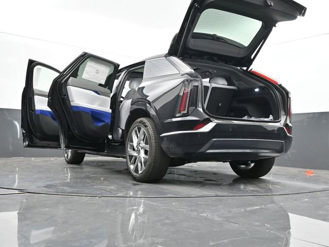 New 2025 Cadillac Optiq Luxury 1 w/ LPO, Floor Liner Package image 62