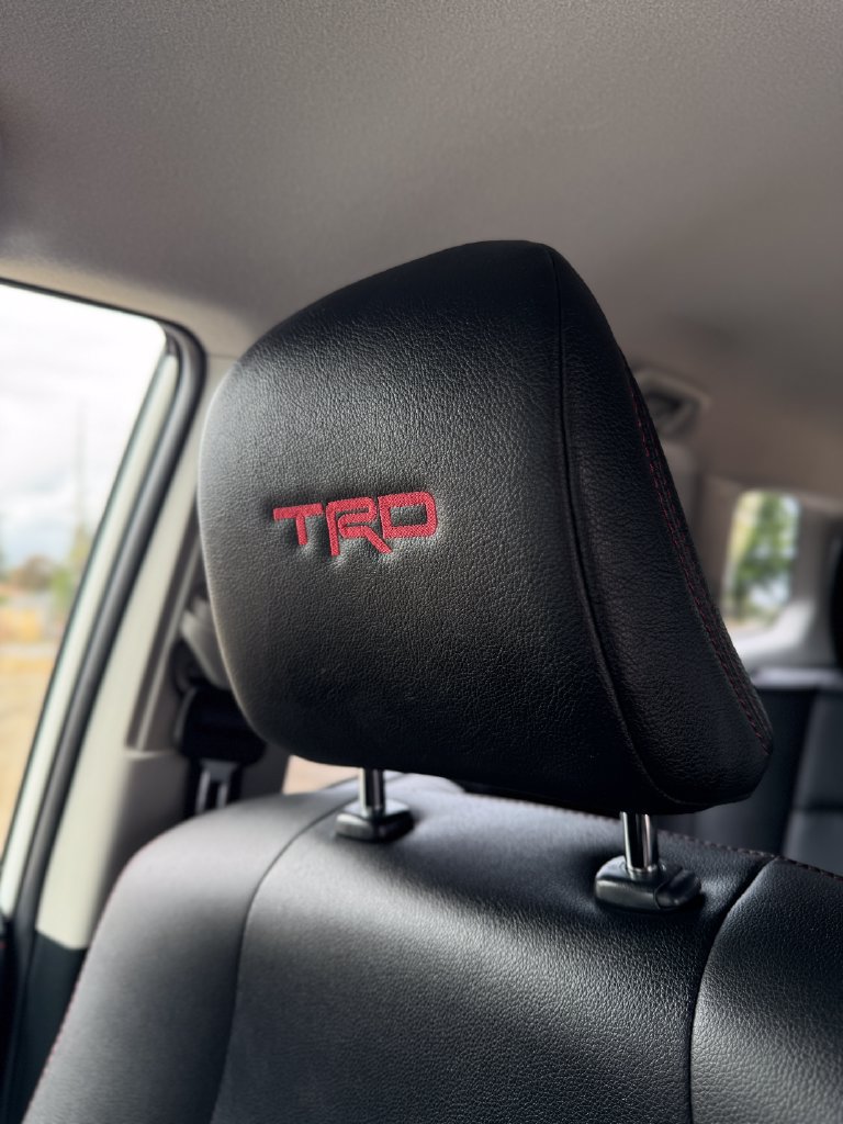 Used 2024 Toyota 4Runner TRD Off-Road Premium AWD/4WD image 32