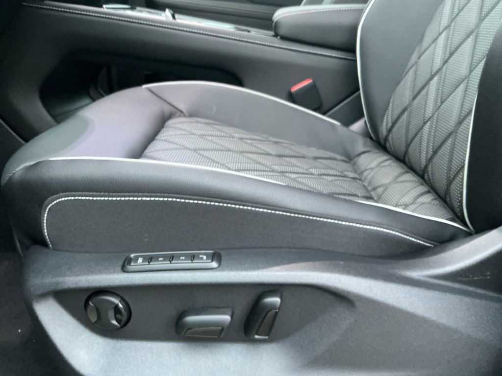 New 2026 Volkswagen Atlas SEL Premium R-Line image 22