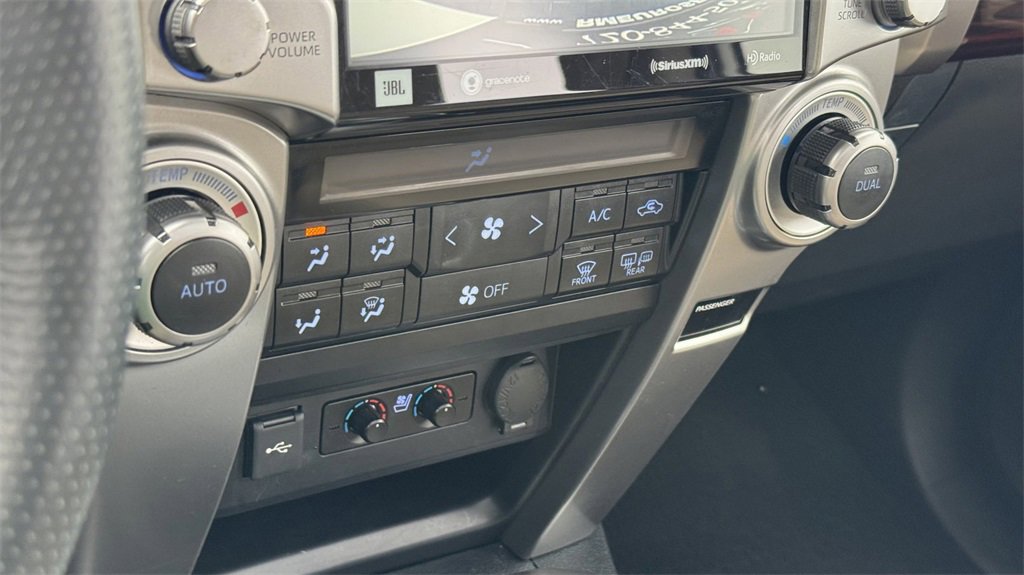 Used 2021 Toyota 4Runner Limited image 23