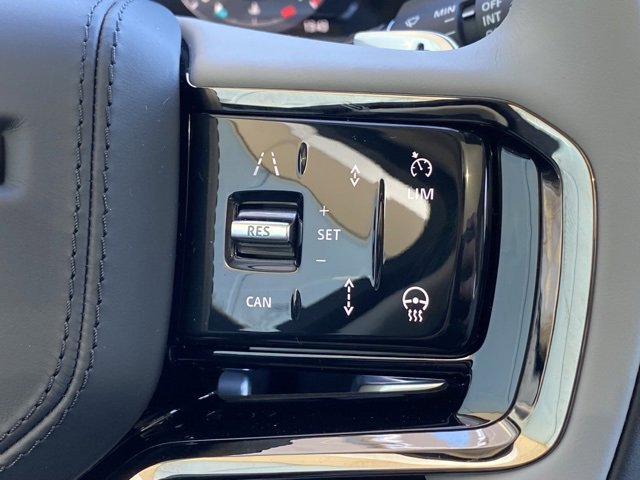 New 2025 Land Rover Range Rover Velar S image 23