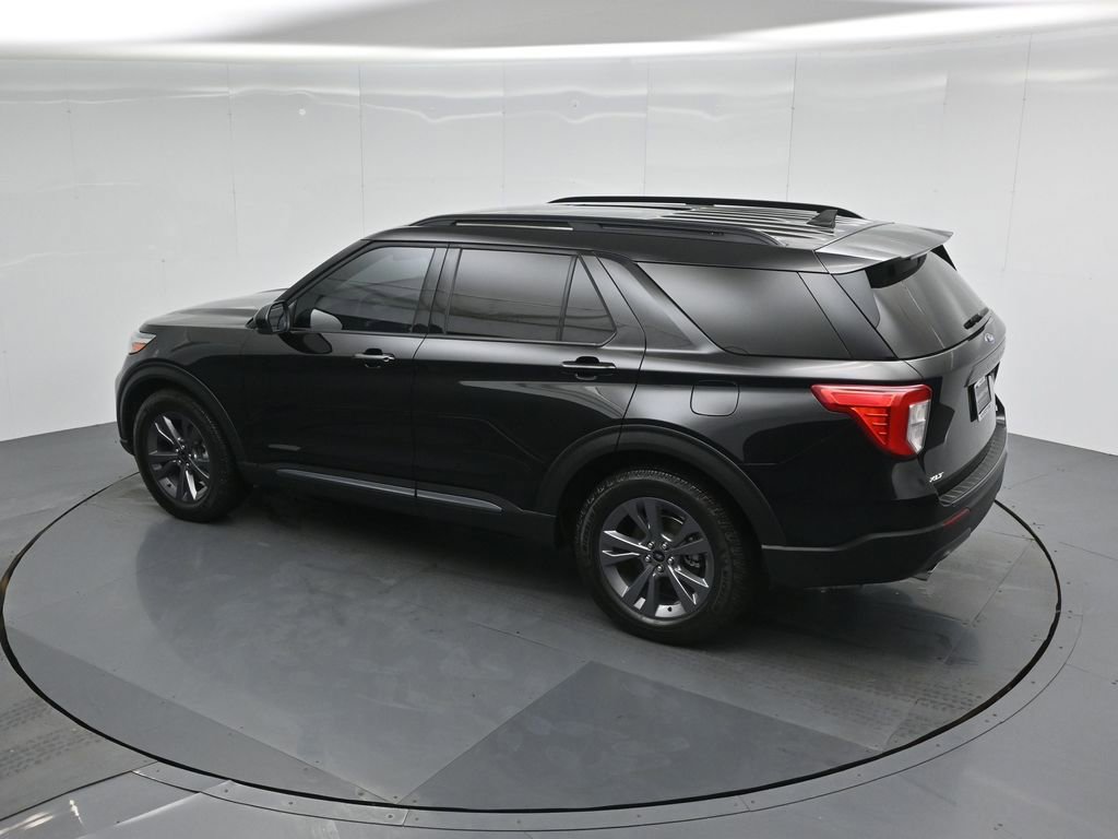 Certified 2023 Ford Explorer XLT w/ Equipment Group 202A image 49