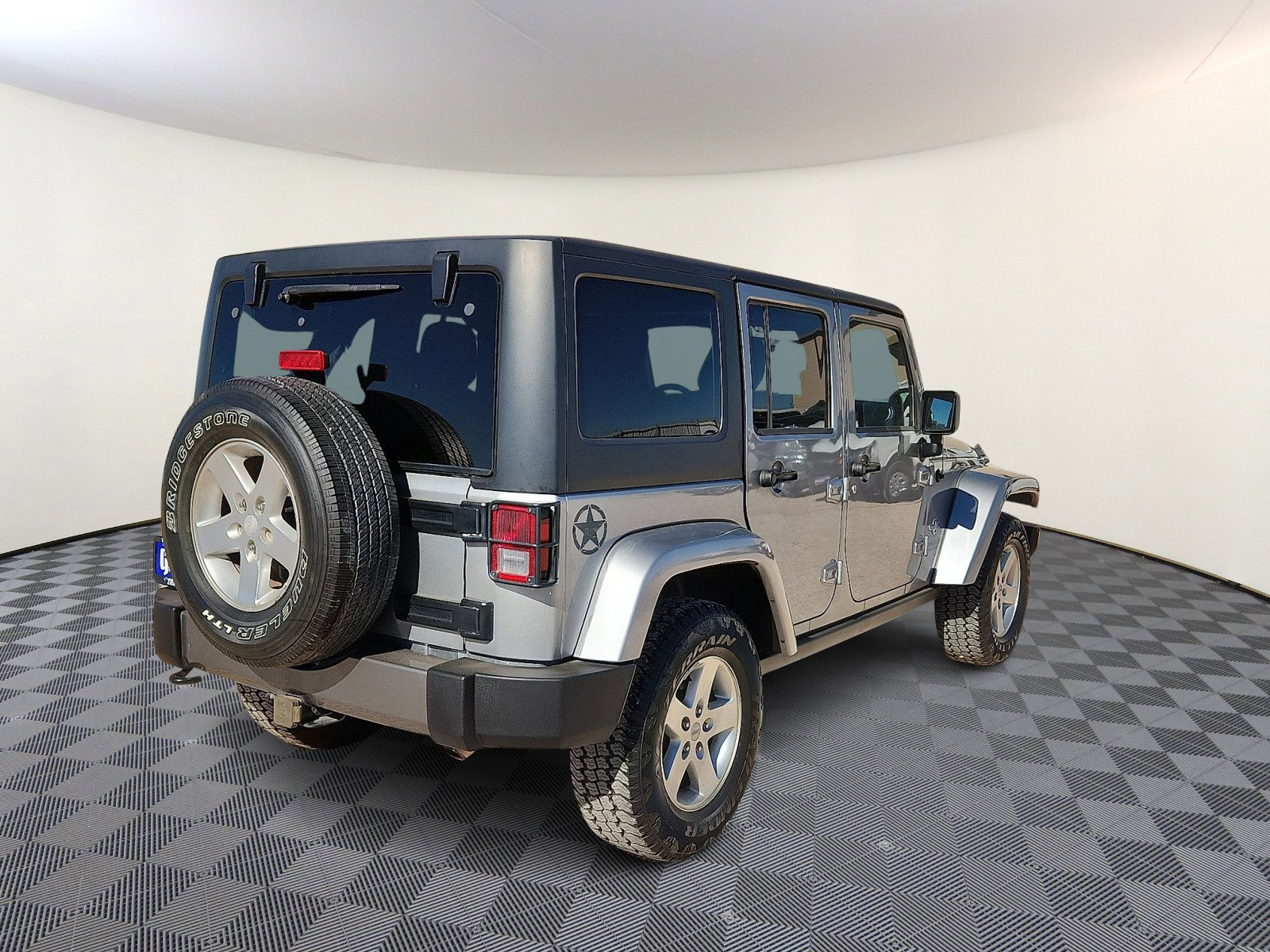 Used 2014 Jeep Wrangler Freedom Edition image 4