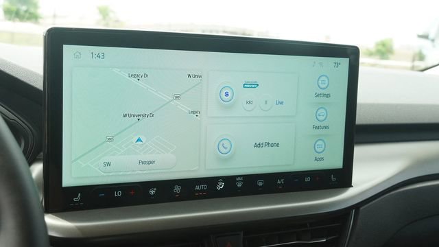 Used 2025 Ford Escape SE image 22