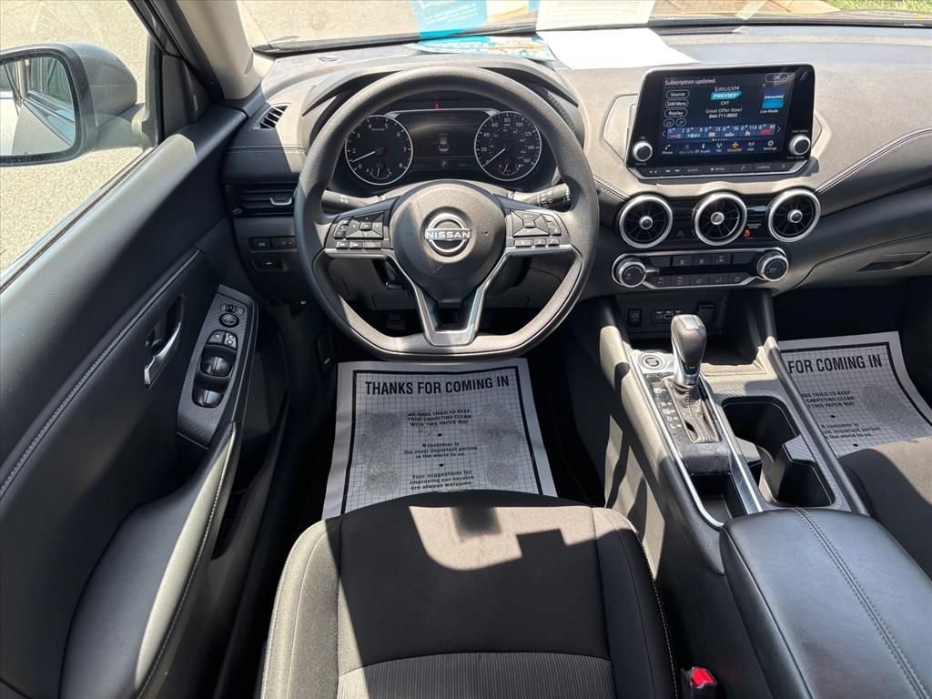 Used 2024 Nissan Sentra SV FWD image 3