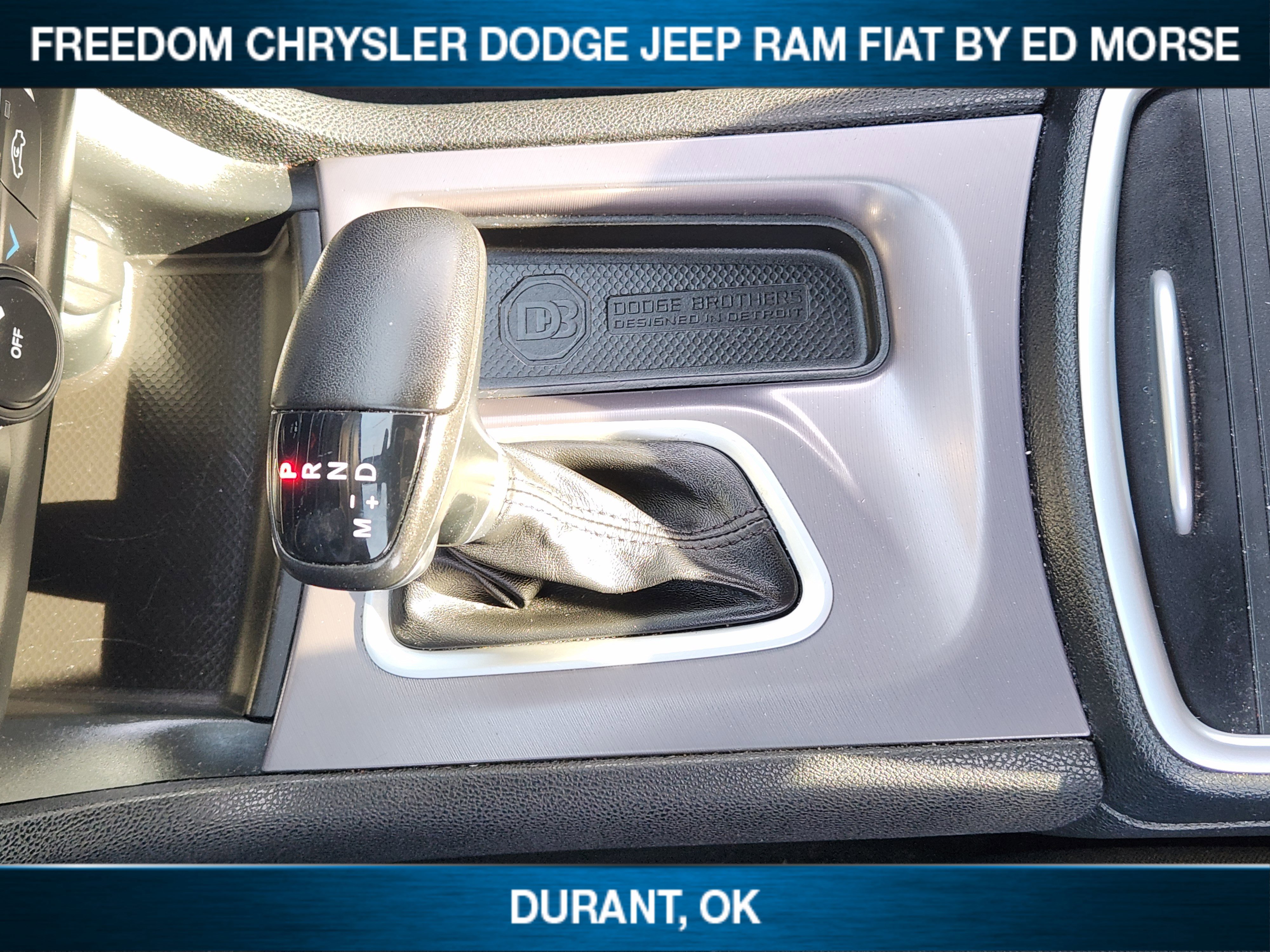 Used 2023 Dodge Charger SXT image 15