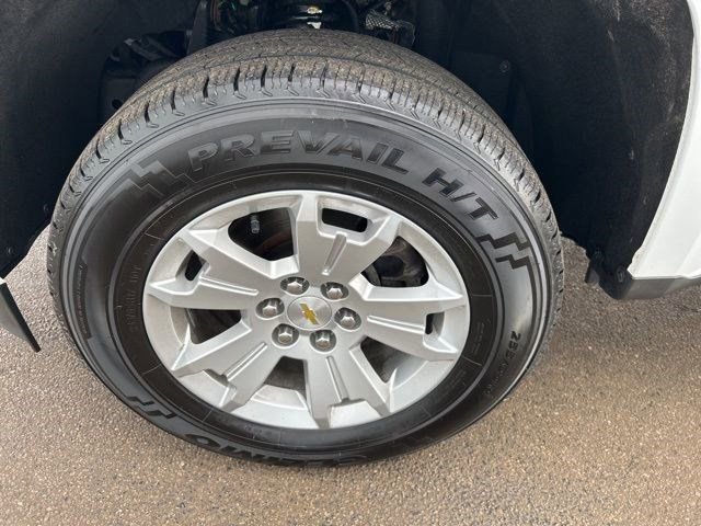 Used 2022 Chevrolet Colorado LT w/ Safety Package image 48