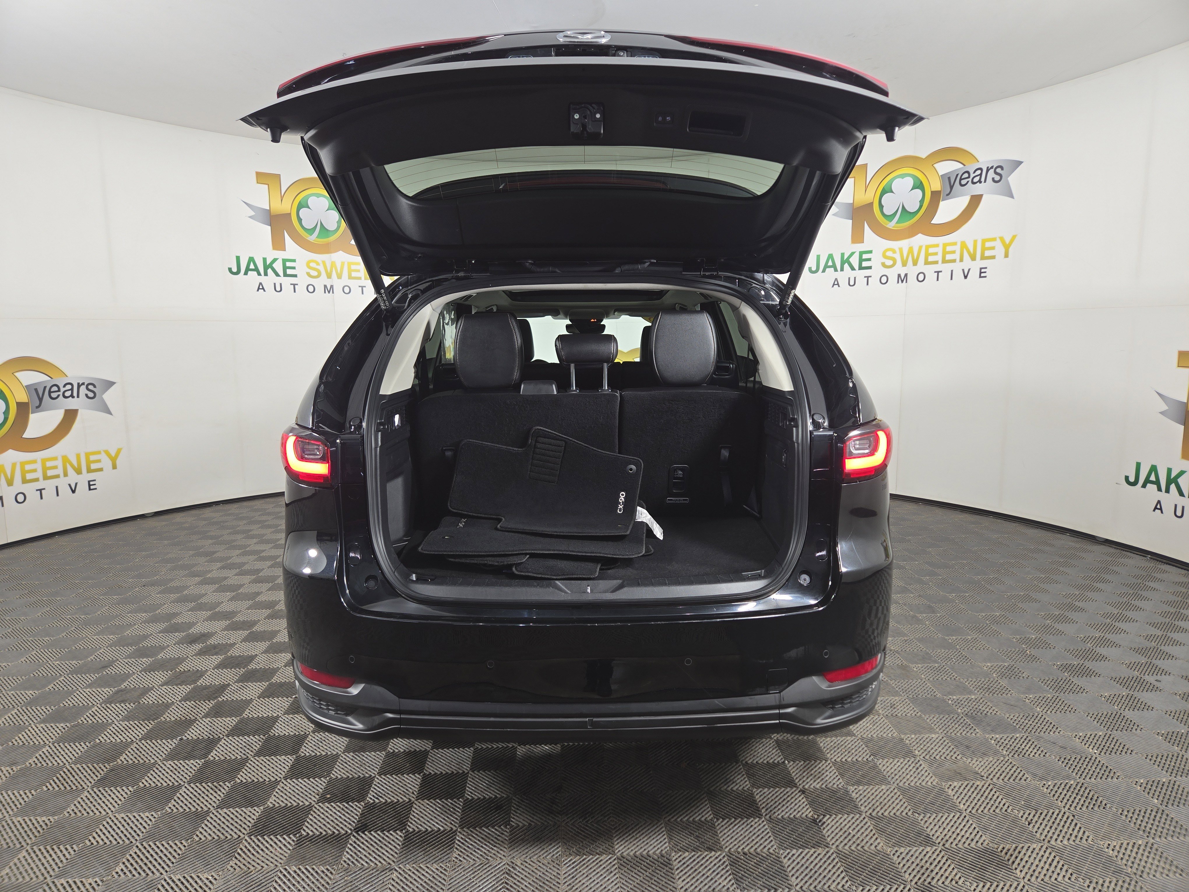 Used 2025 MAZDA CX-90 3.3 Turbo w/ Premium Sport Pkg image 33