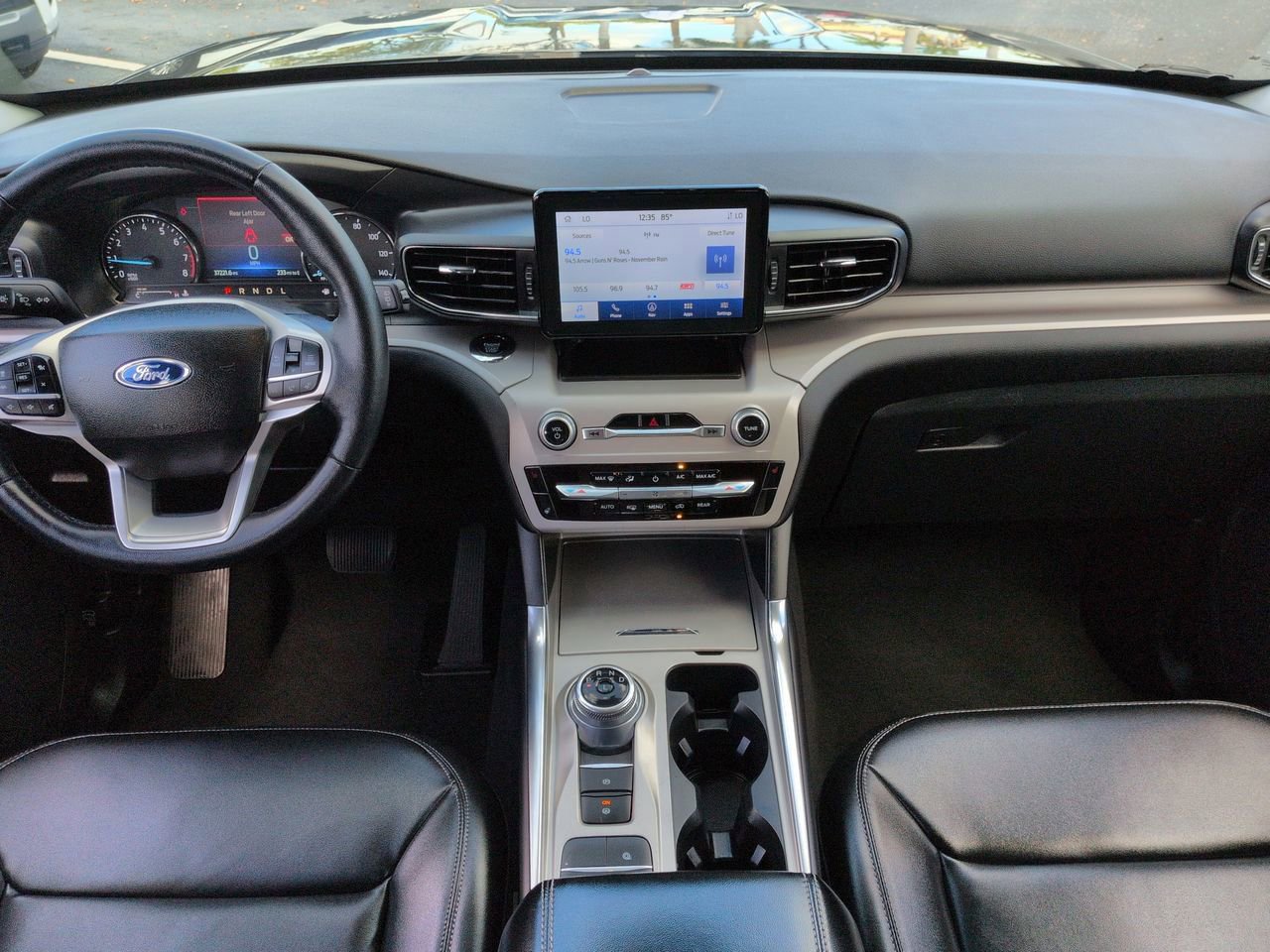 Certified 2023 Ford Explorer XLT w/ Equipment Group 202A image 15