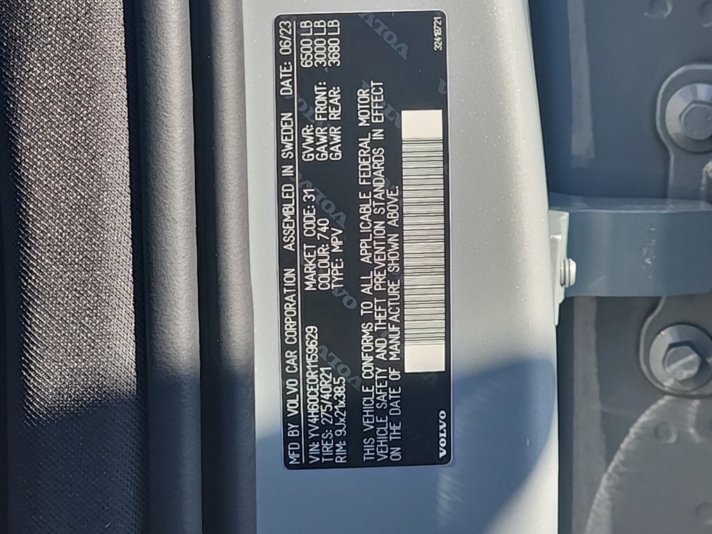Certified 2024 Volvo XC90 T8 Plus w/ Protection Package Premier AWD/4WD image 30