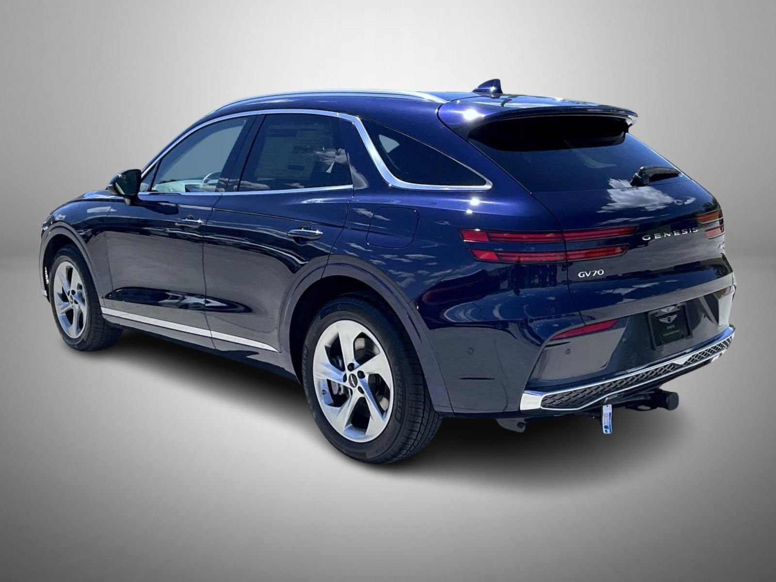 New 2026 Genesis GV70 2.5T Advanced w/ G1 Accessory Package AWD/4WD image 7