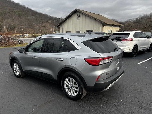 Used 2022 Ford Escape SE w/ Convenience Package AWD/4WD image 7