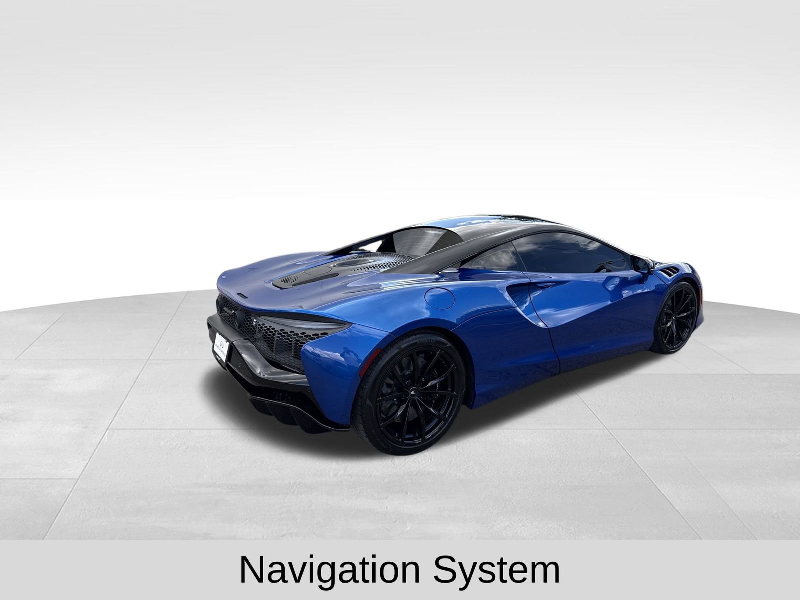 Used 2023 McLaren Artura image 5