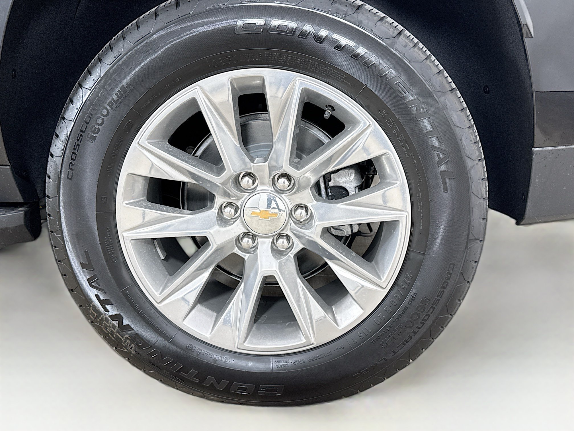 New 2026 Chevrolet Suburban Premier RWD image 35