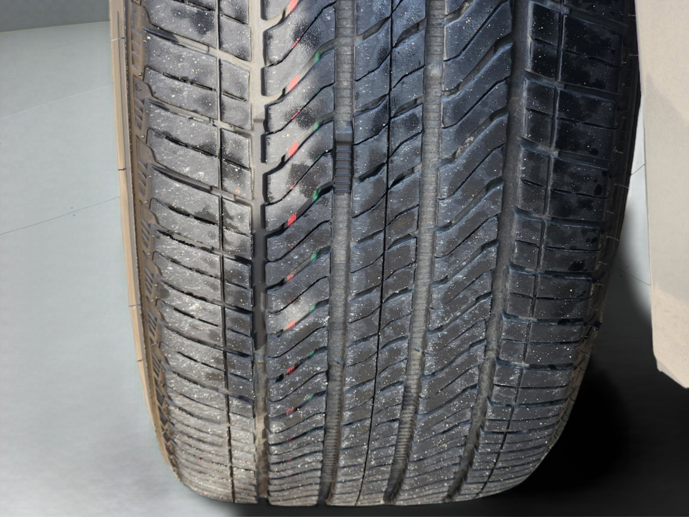 Used 2025 Cadillac Escalade Sport Platinum w/ LPO, Floor Liner Package image 2