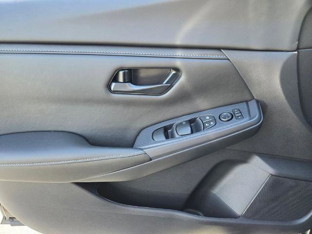 Certified 2025 Nissan Sentra S FWD image 29