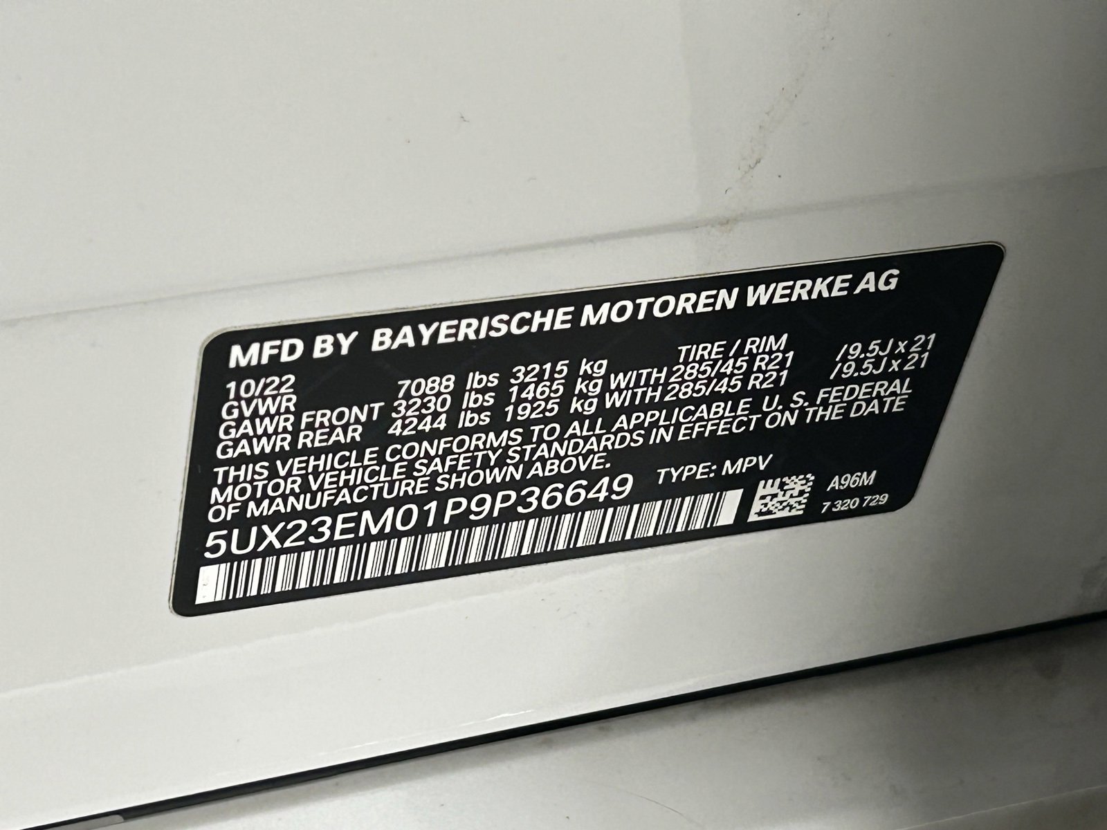 Used 2023 BMW X7 xDrive40i w/ Executive Package image 32