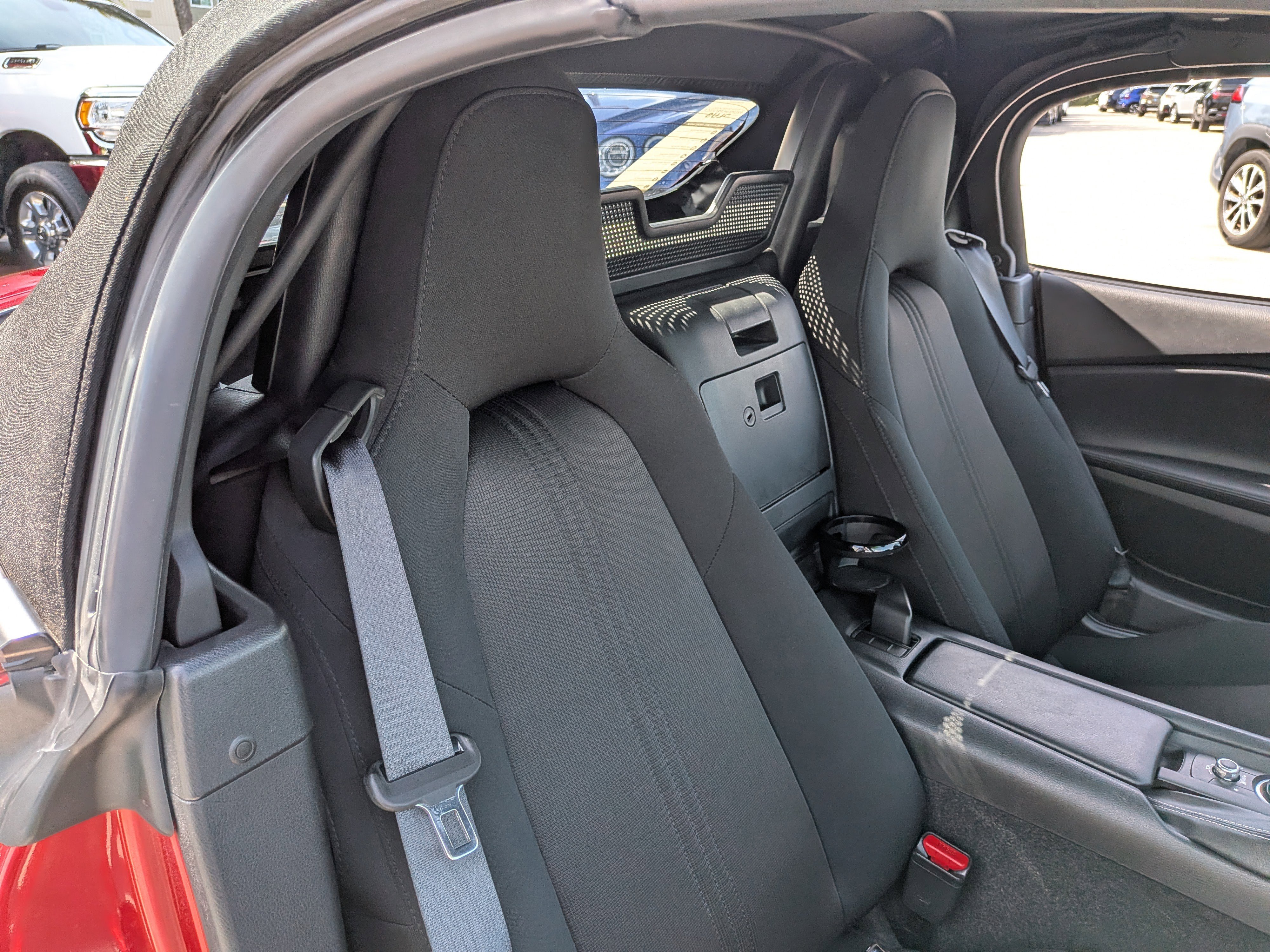 Used 2021 MAZDA MX-5 Miata Sport RWD image 13