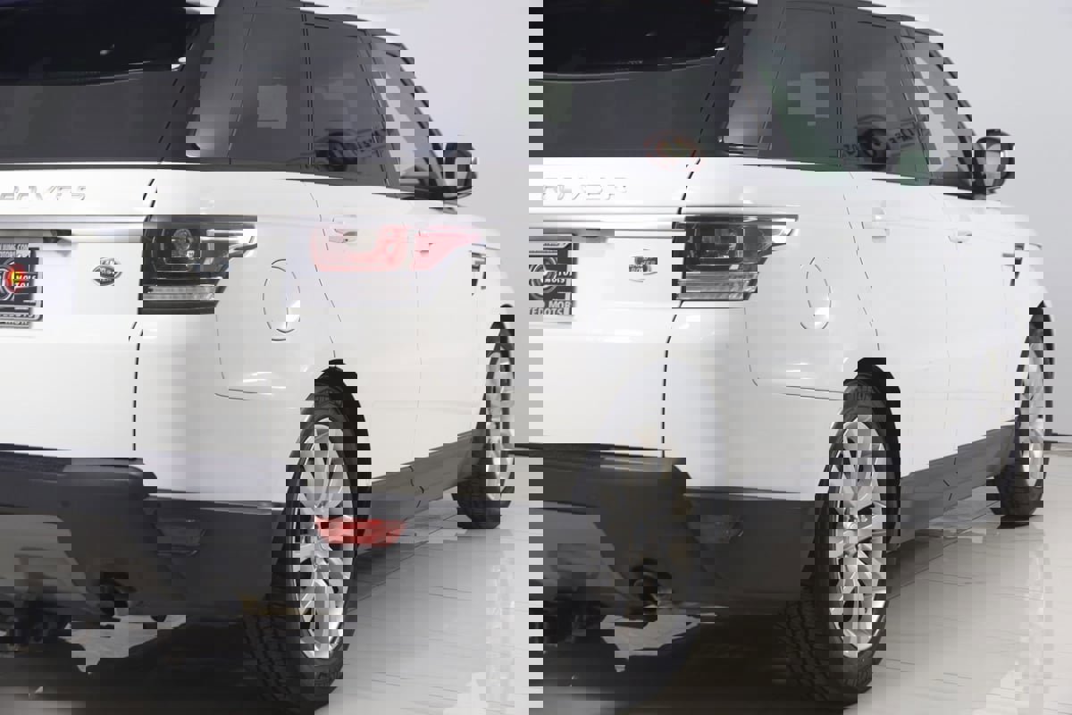 Used 2016 Land Rover Range Rover Sport SE image 42