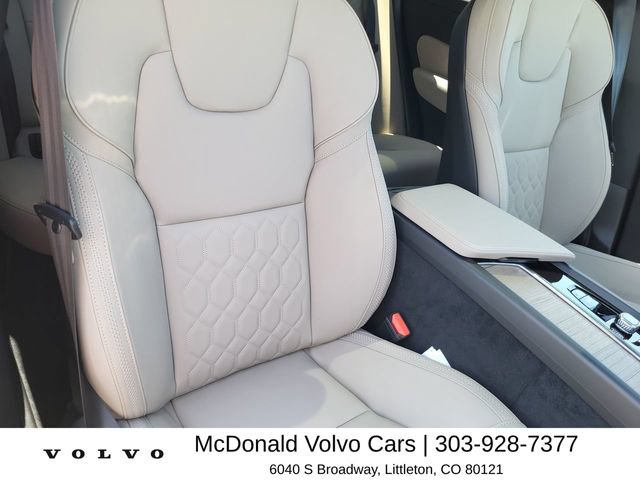 New 2026 Volvo XC60 B5 Plus w/ Protection Package Premier AWD/4WD image 19