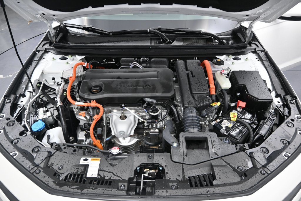 Used 2025 Honda Accord EX-L image 12